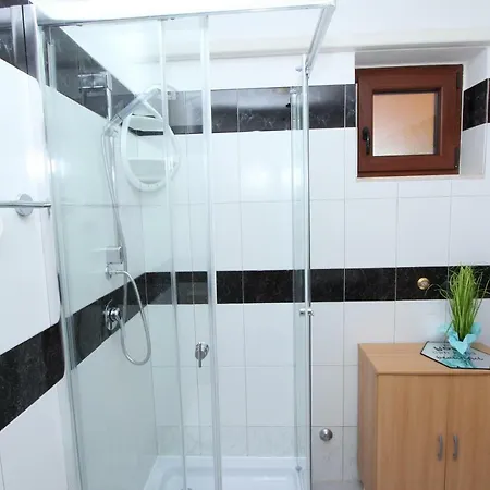 Malusa Apartment