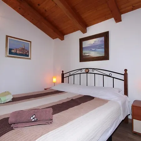 Malusa Apartment